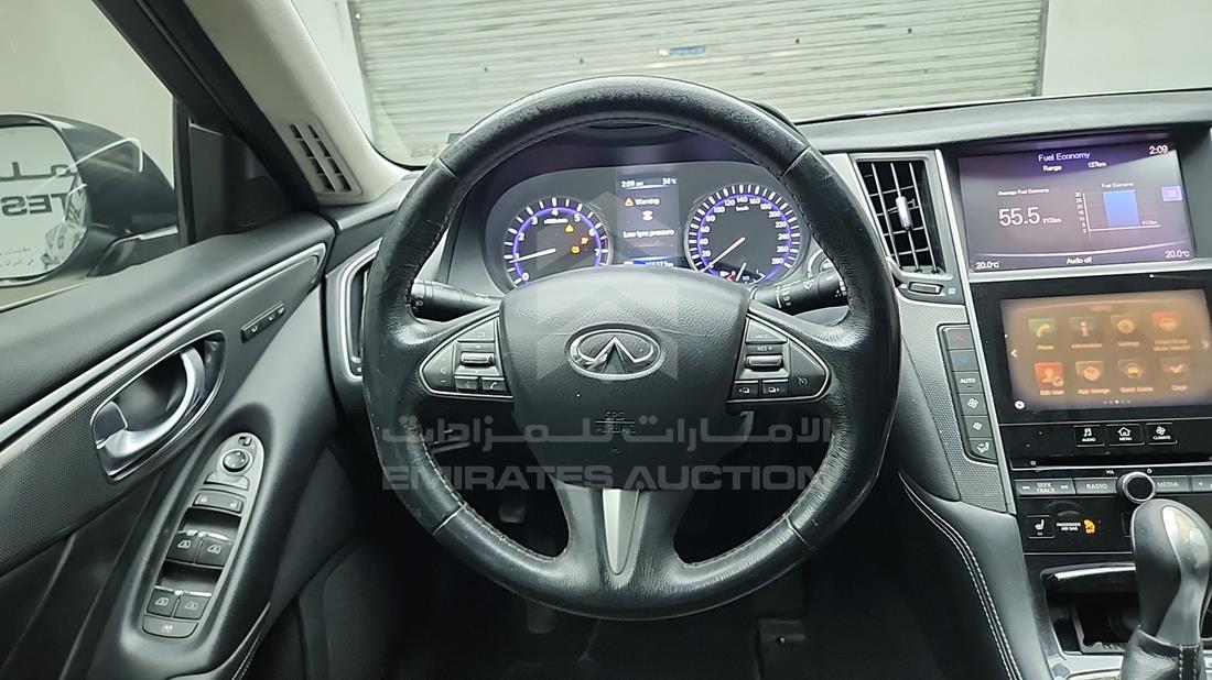 2016 Infiniti Q50 — Steering & Mounted Controls — Photo 13