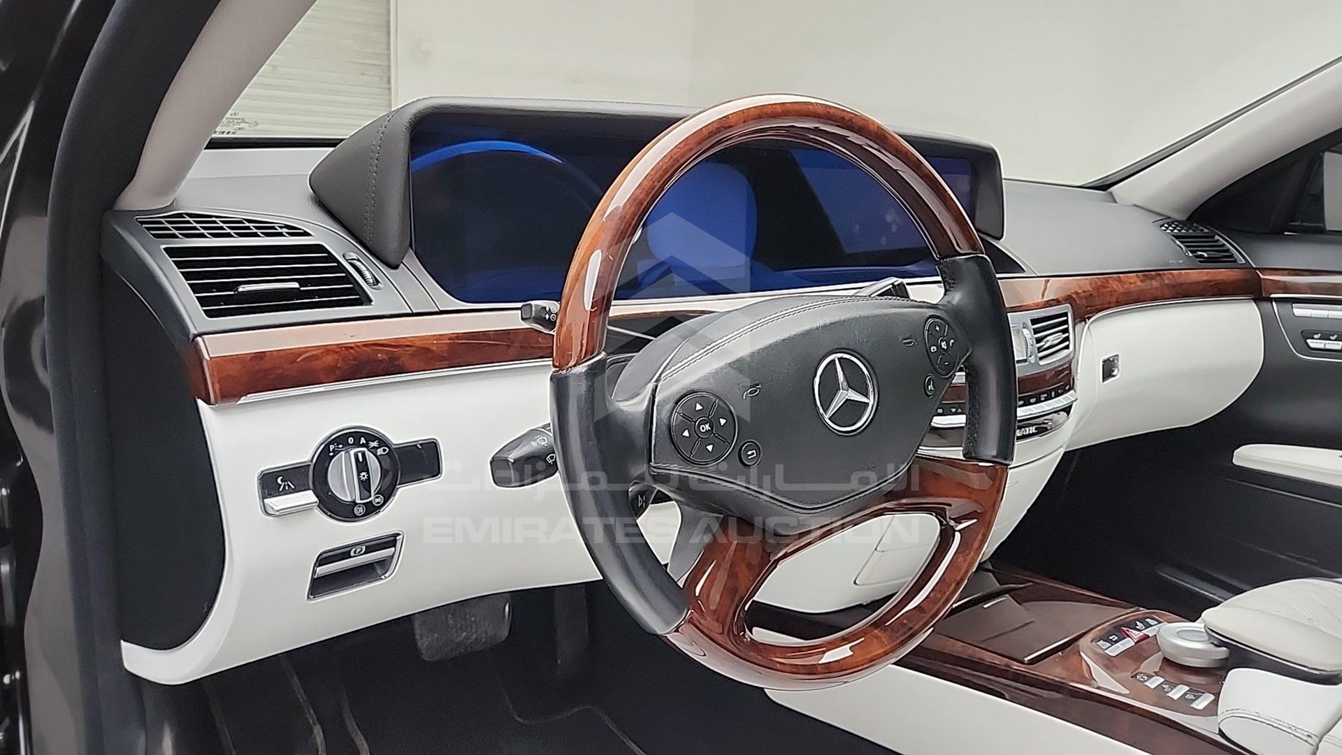 2012 MERCEDES S 500 VIN: WDDNG9EB1CA443410