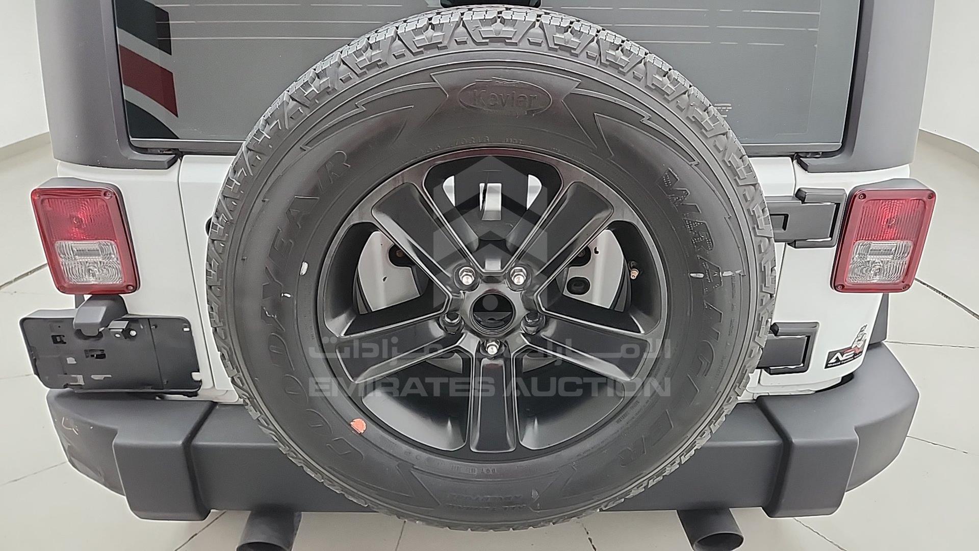 2014 JEEP WRANGLER / VIN: 1C4BJWAG7EL135955