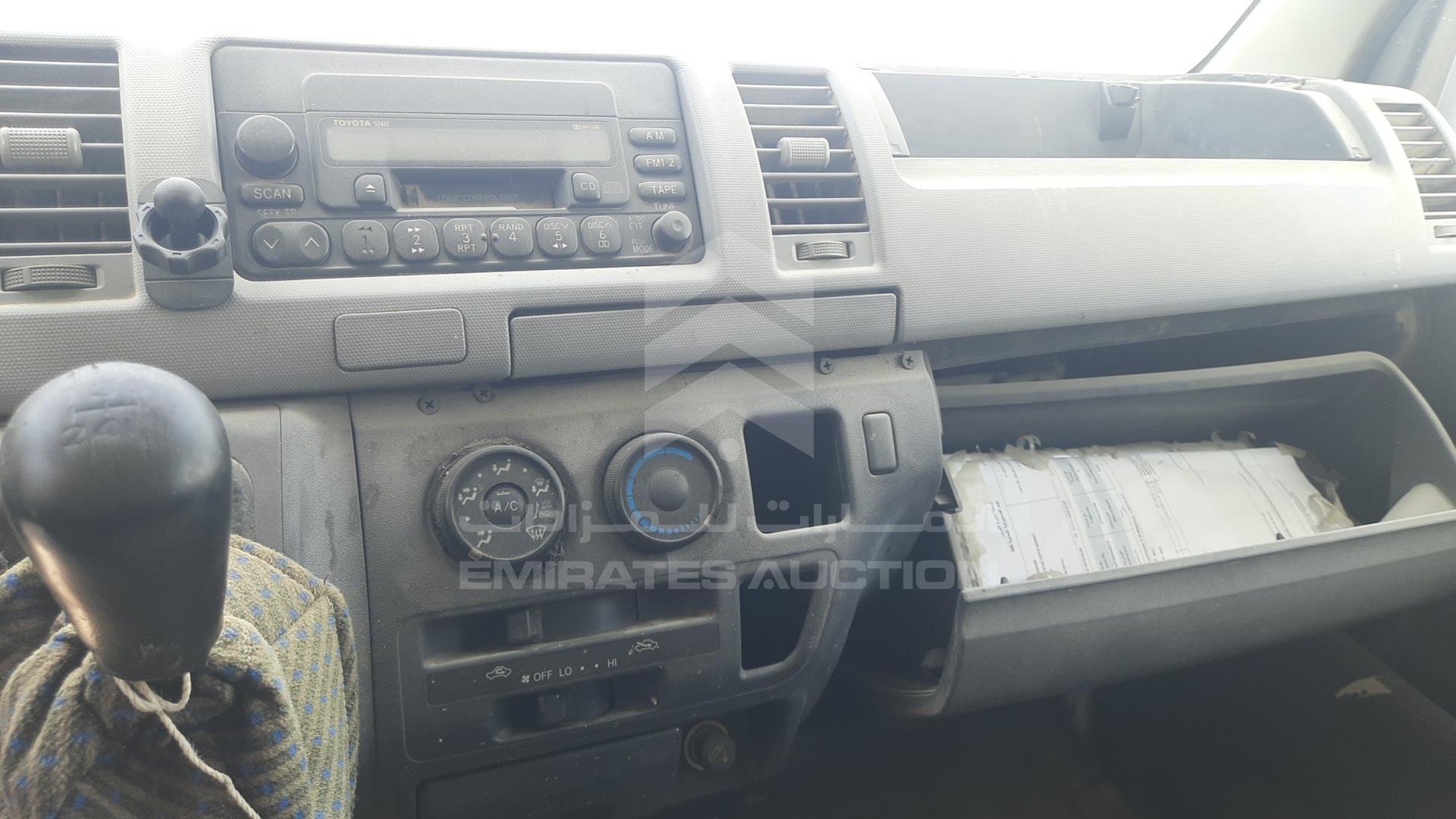 2009 TOYOTA HIACE VIN: JTFHX02P890040579