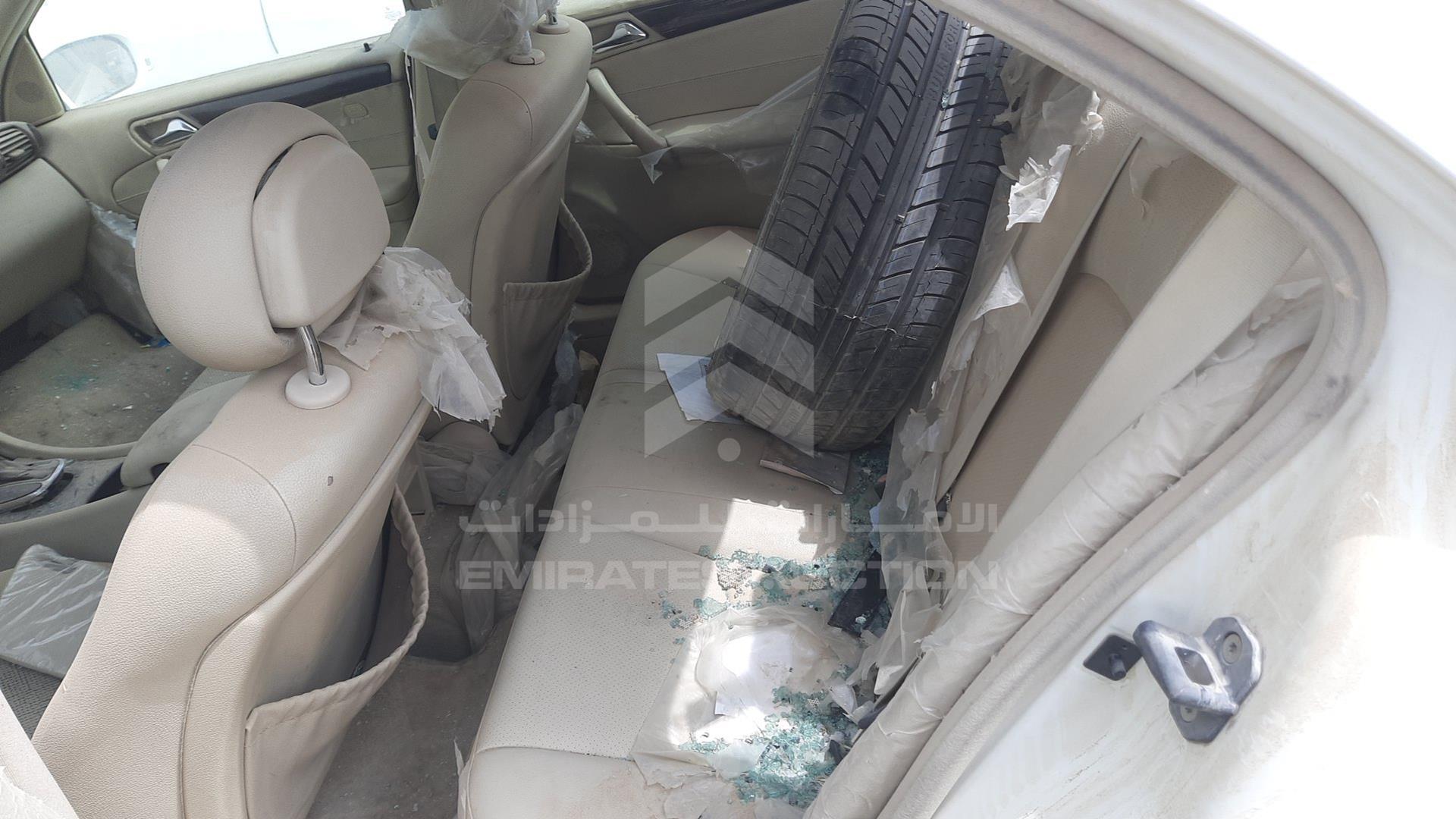 0 MERCEDES C 230 VIN: WDB2030401F632680