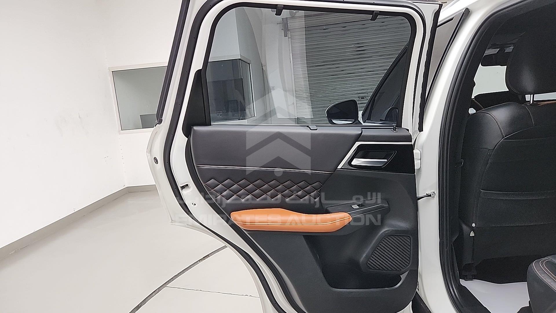 2023 MITSUBISHI OUTLANDER VIN: JE4M4Y181PZ707676
