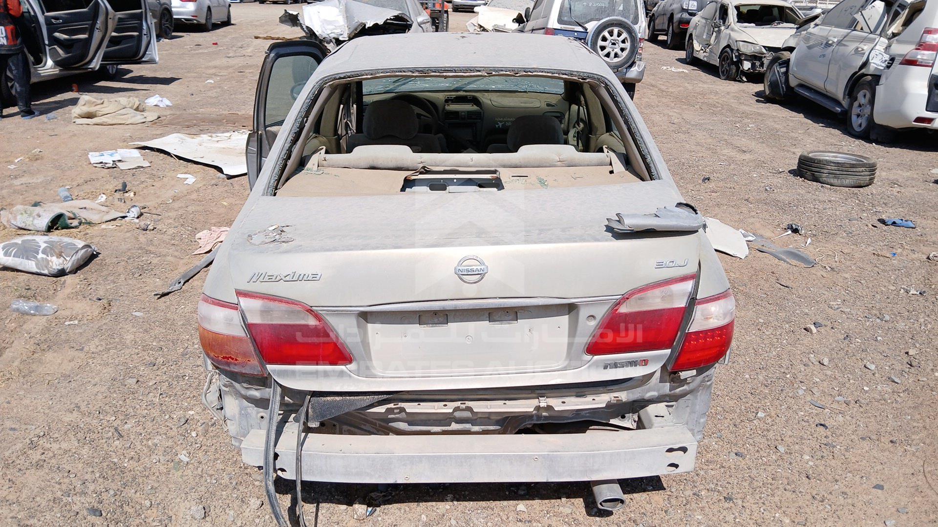 2000 NISSAN MAXIMA VIN: JN1CA31S41T561400