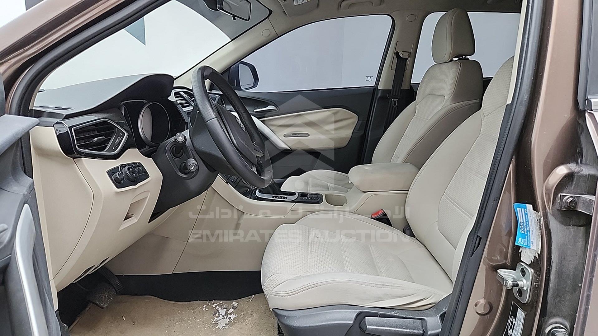 2016 MG GS VIN: LSJA24W34GS012141