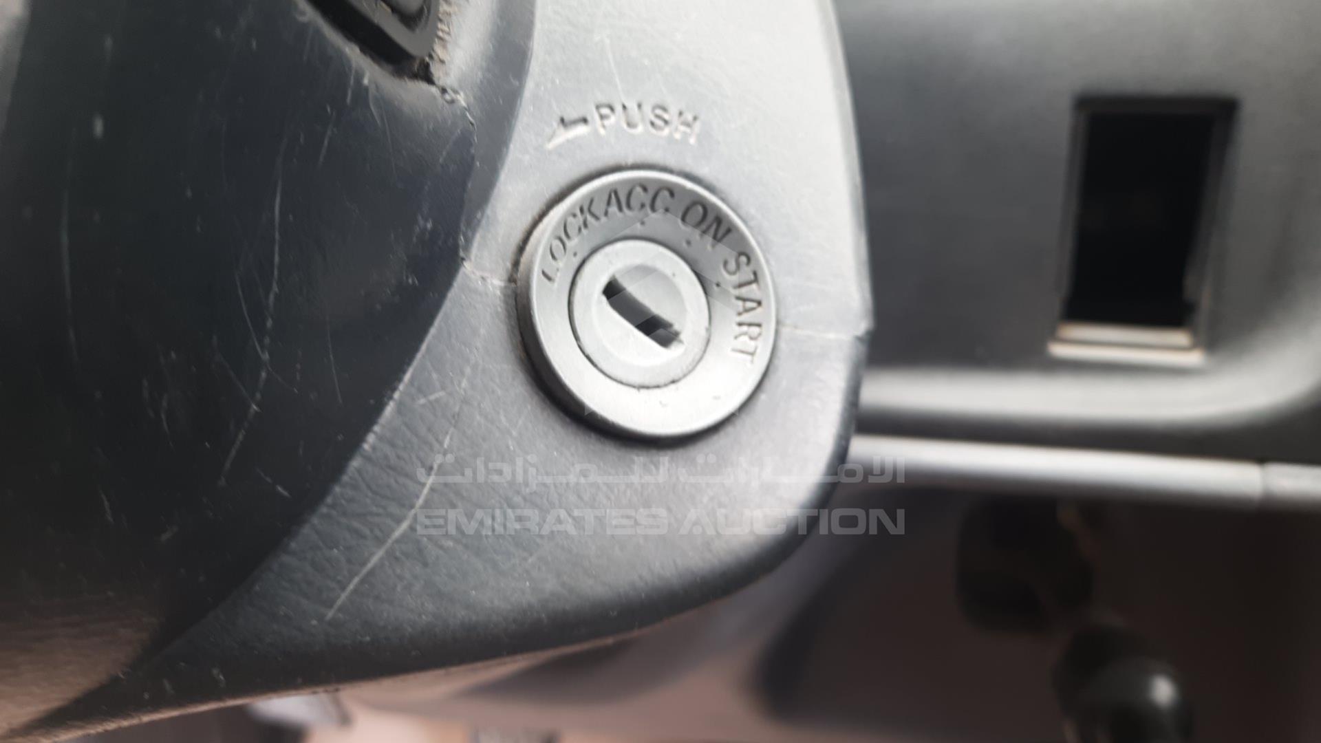 2004 TOYOTA HILUX VIN: JTFEM426740137615