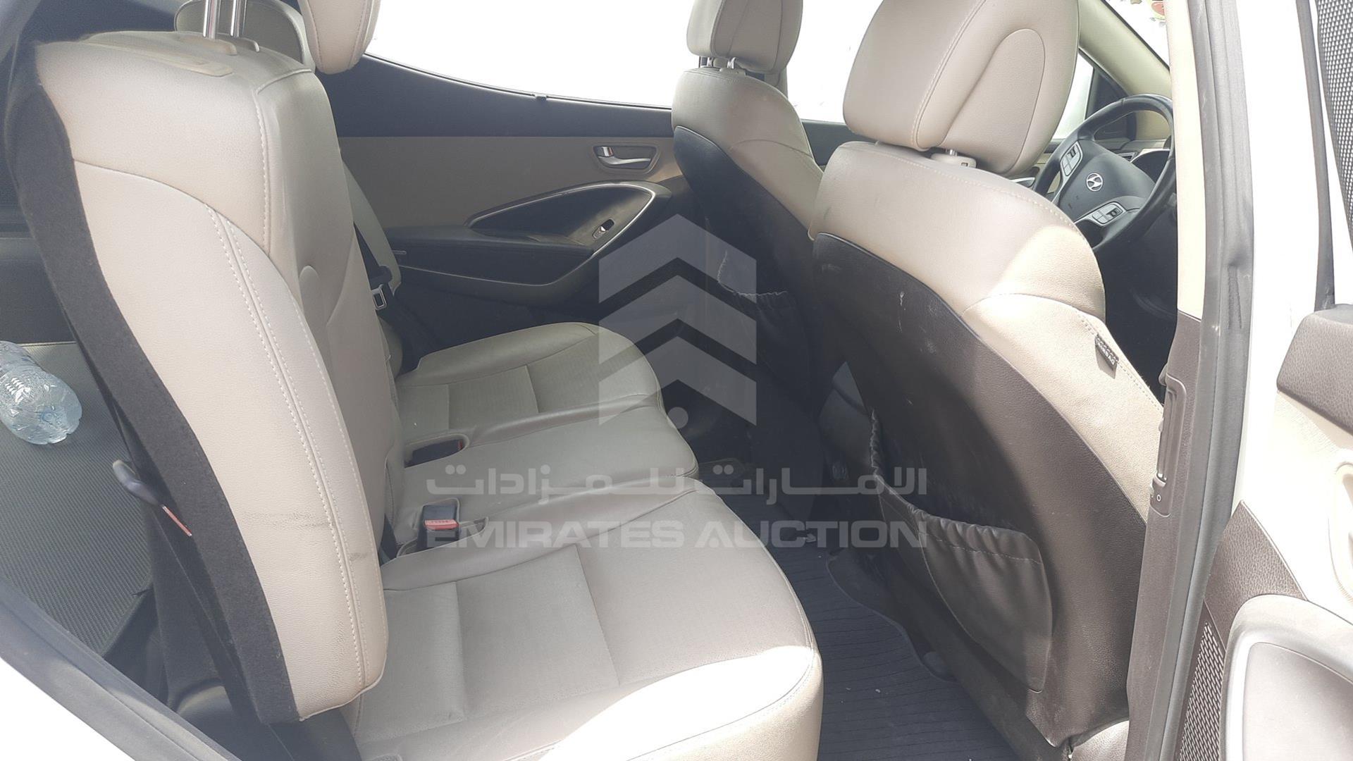 2014 HYUNDAI SANTA FE VIN: KMHSU81E4DU073033