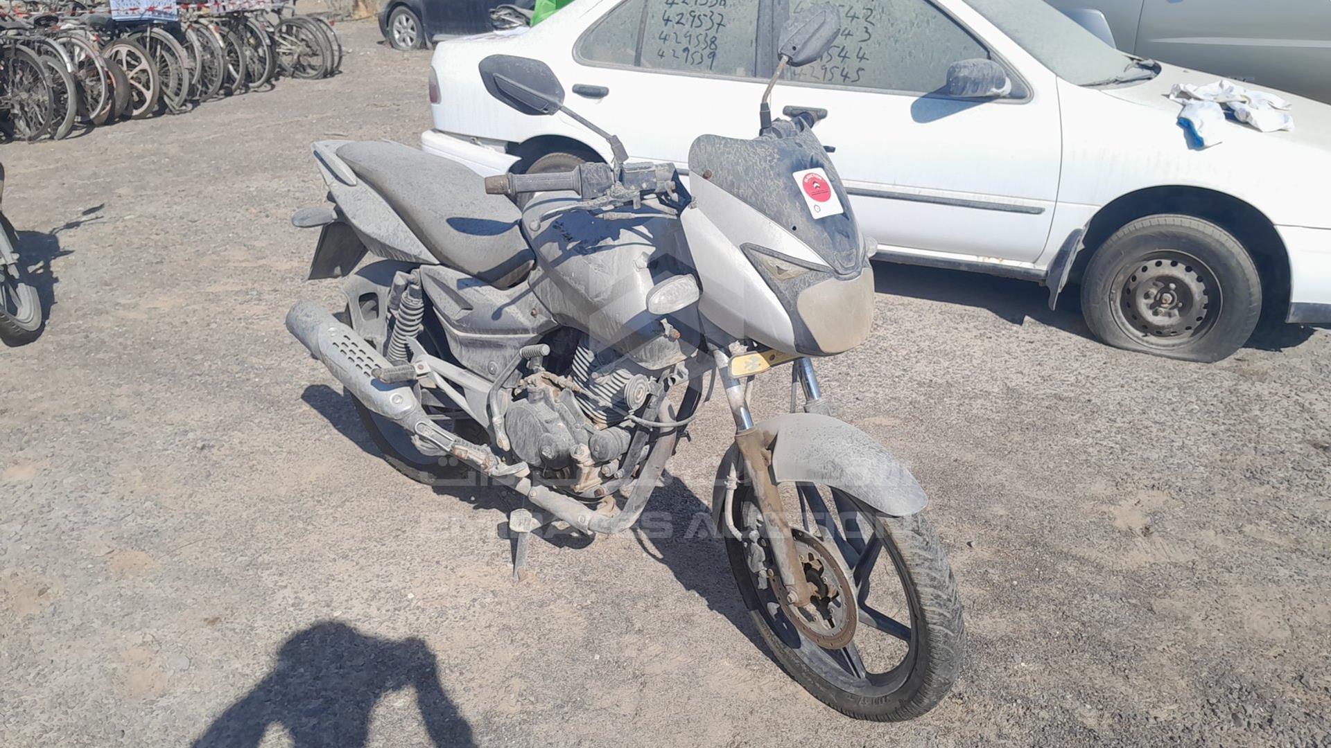 0 BAJAJ PULSAR VIN: MD2DHDHZZTCH75962
