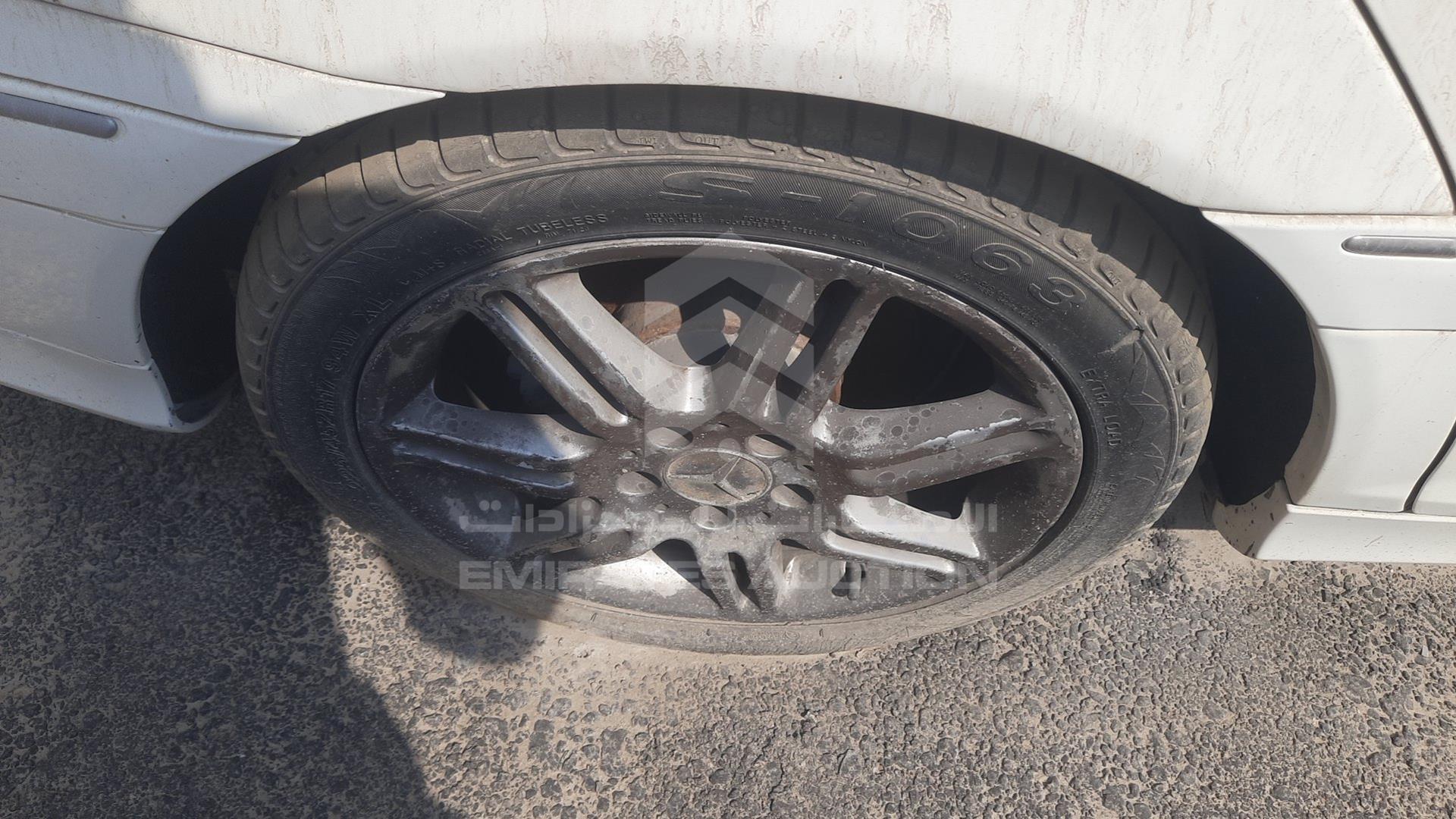 2006 MERCEDES C200 VIN: WDB2030421F801983