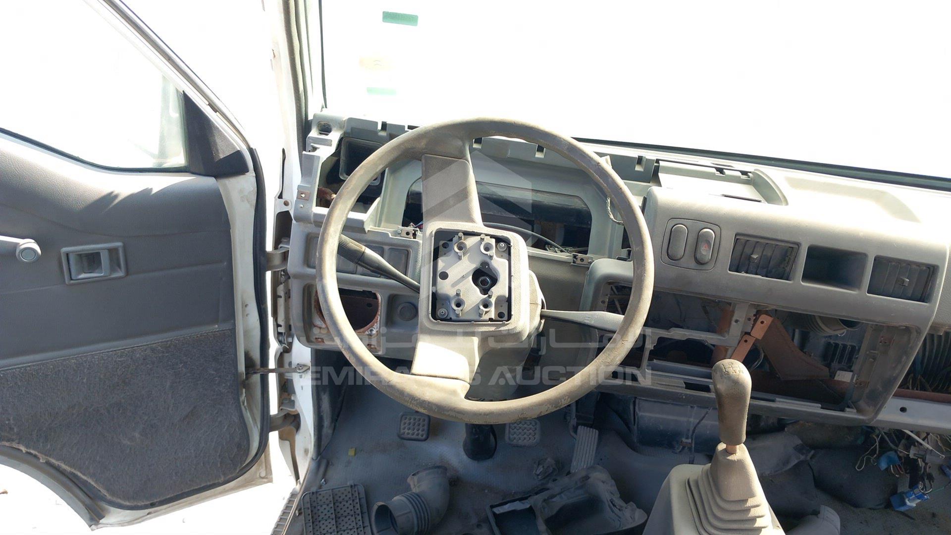 2014 MITSUBISHI L 300 VIN: JMYHNP13WEA700835