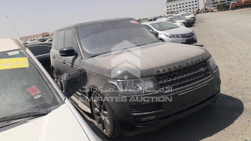 SALGA2DF9GA260951 Auction: EmiratesAuction Lot: 408501 SALGA2DF9GA260951 Range Rover Vogue 2016 BLACK Photo 4
