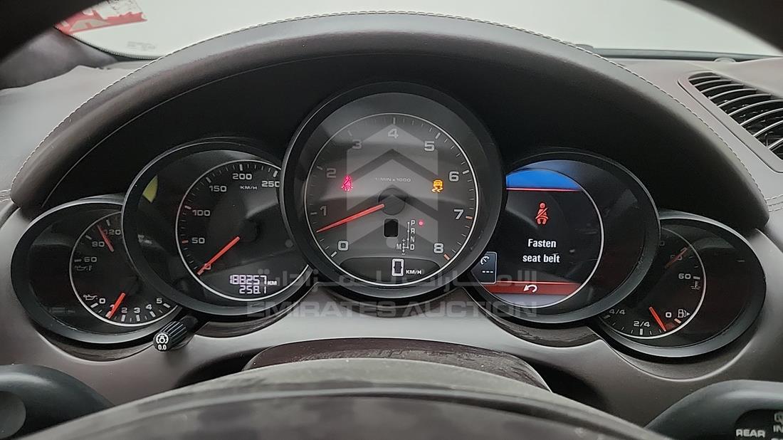 2013 Porsche Cayenne — Speedometer & RPM Gauges — Photo 15
