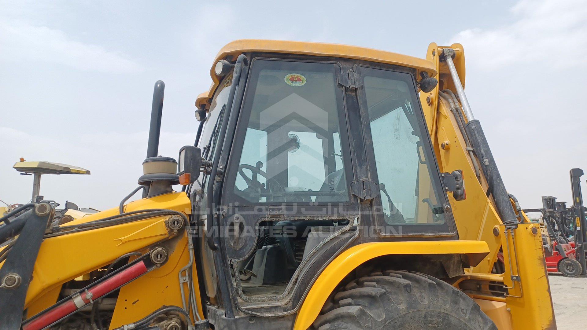 2017 JCB 3DX VIN: RAJ3DXSSH02938916
