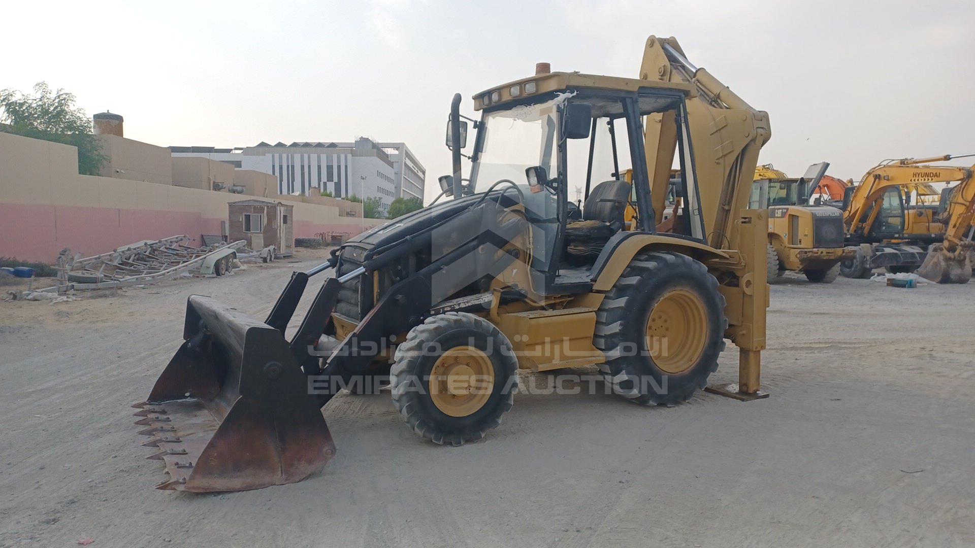 1998 CATERPILLAR 428 VIN: 2CR05690
