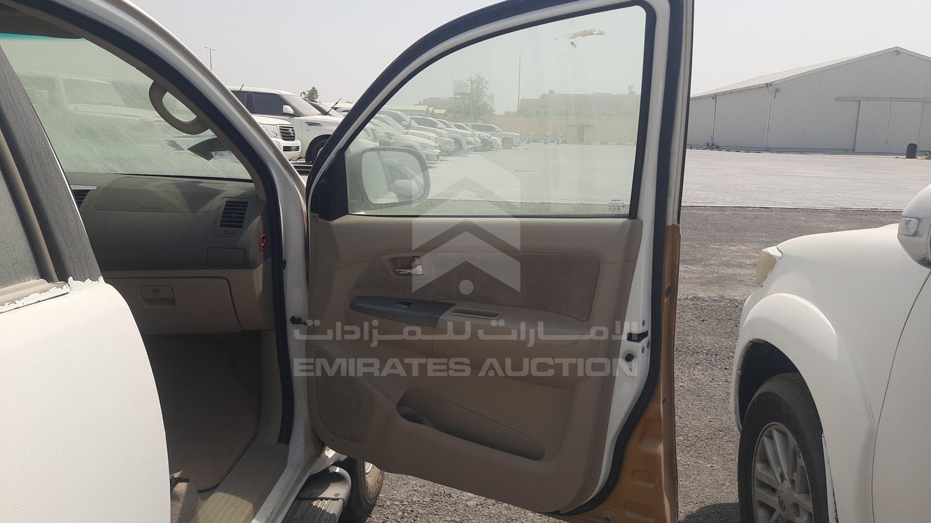 2006 TOYOTA FORTUNER VIN: MR1YU59G260005405