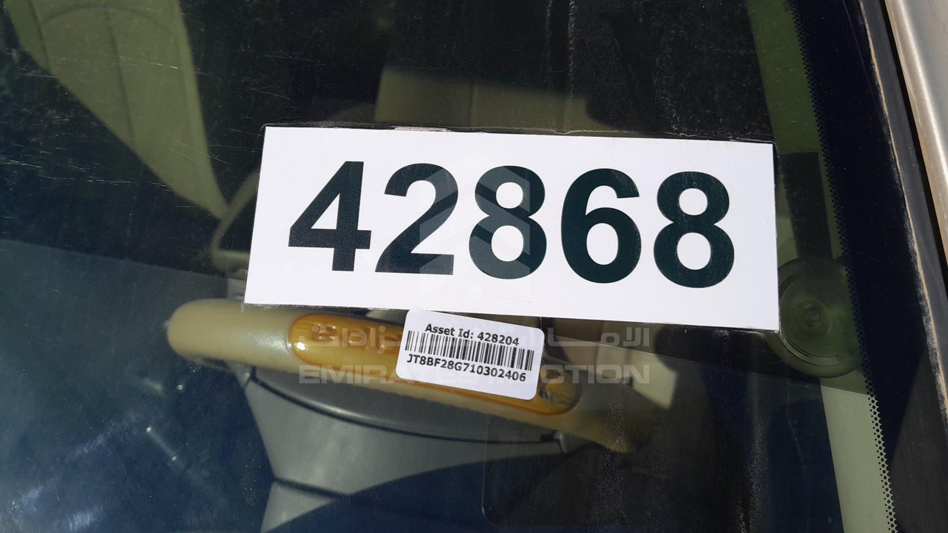 2001 LEXUS ES 300 VIN: JT8BF28G710302406