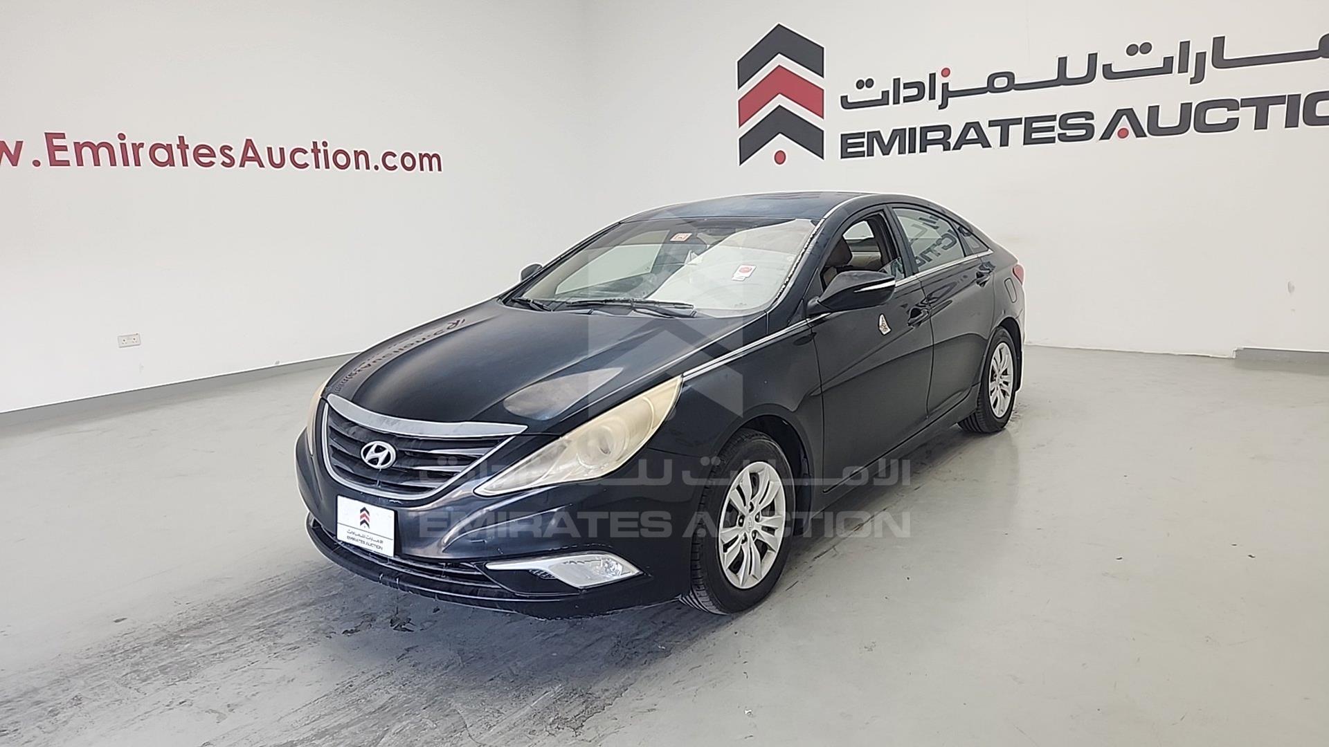 2014 HYUNDAI SONATA VIN: KMHEB41CXEA557706