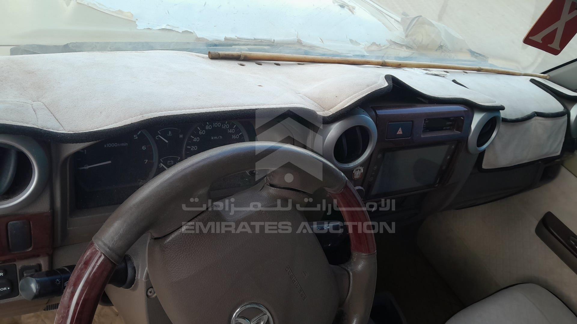 2017 TOYOTA LAND CRUISER VIN: JTFLU73J2H7060032