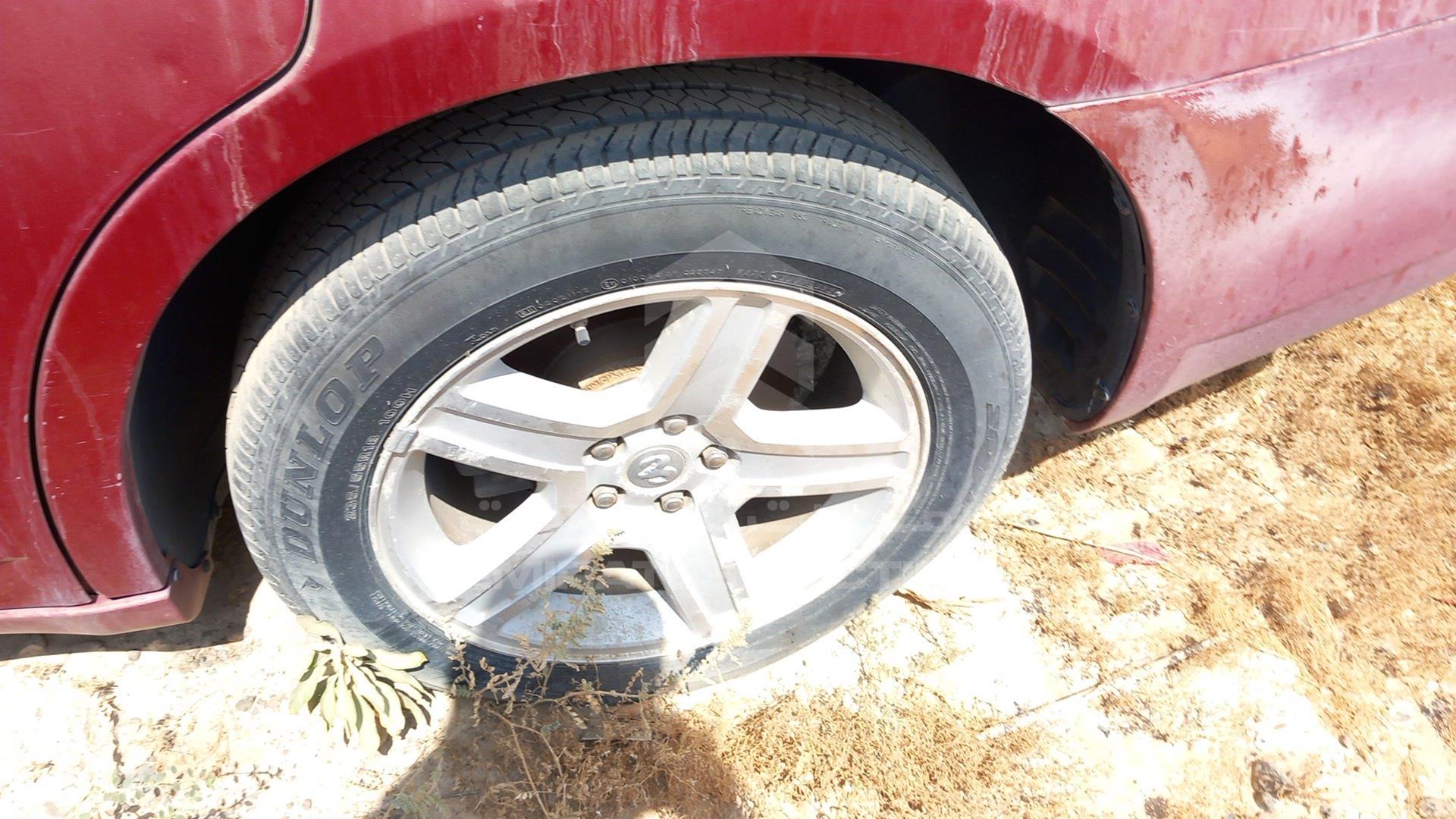 2008 DODGE CHARGER VIN: 2B3KA33G78H169053