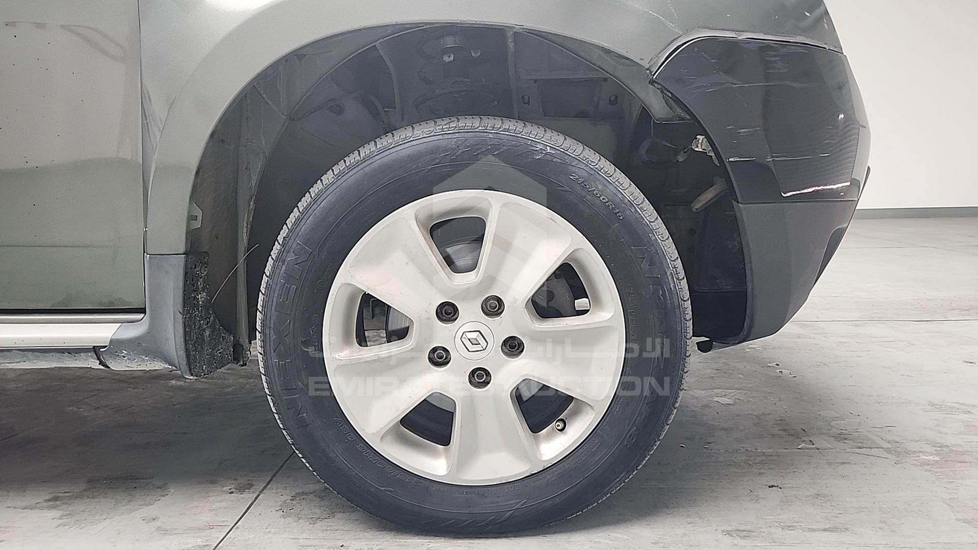 2015 RENAULT DUSTER VIN: VF1HSRCA7FA523927