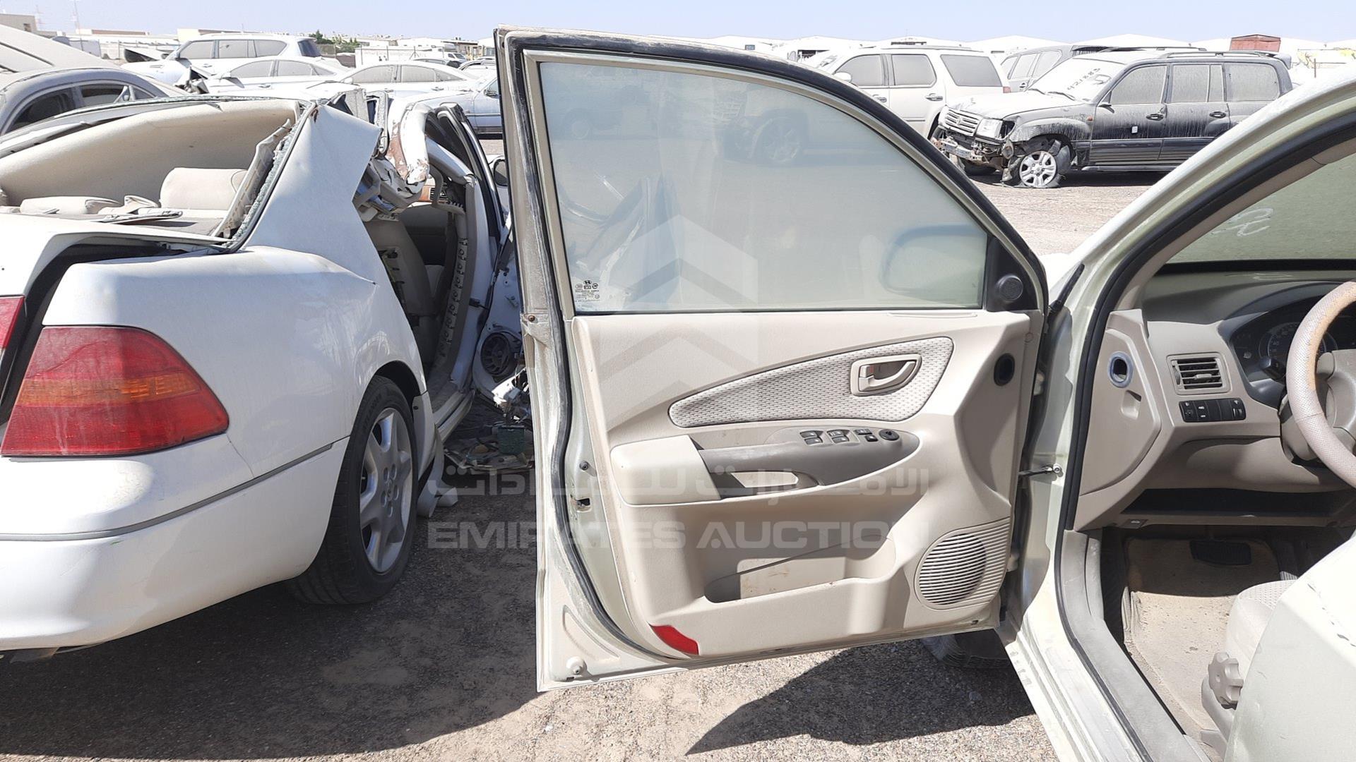 2009 HYUNDAI TUCSON VIN: KMHJM81B29U038399