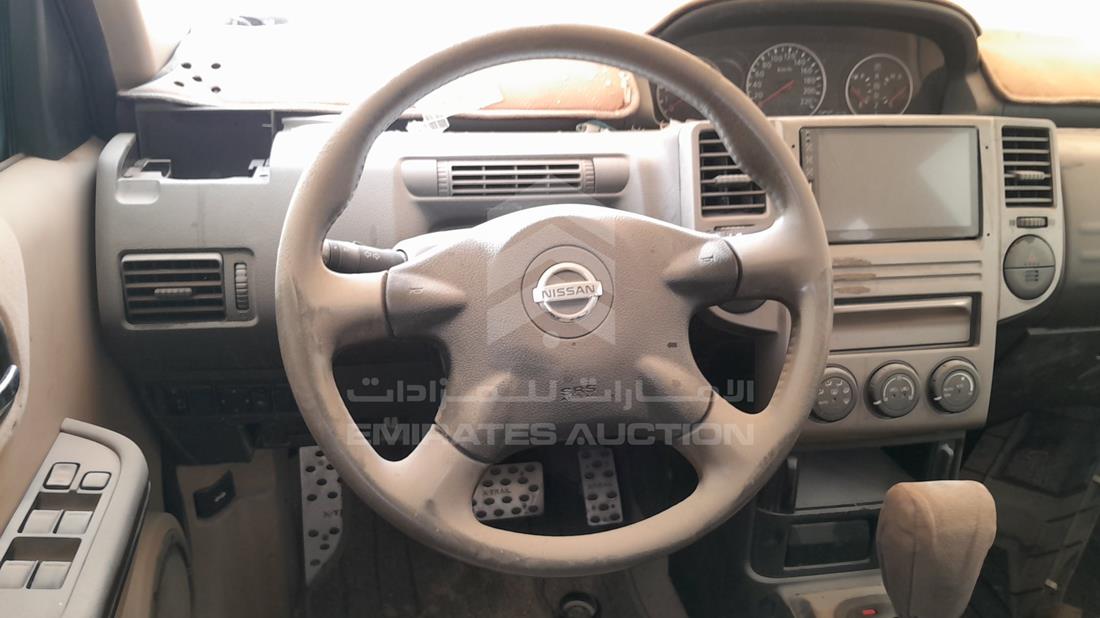 2007 Nissan X-Trail — Steering & Mounted Controls — Photo 13