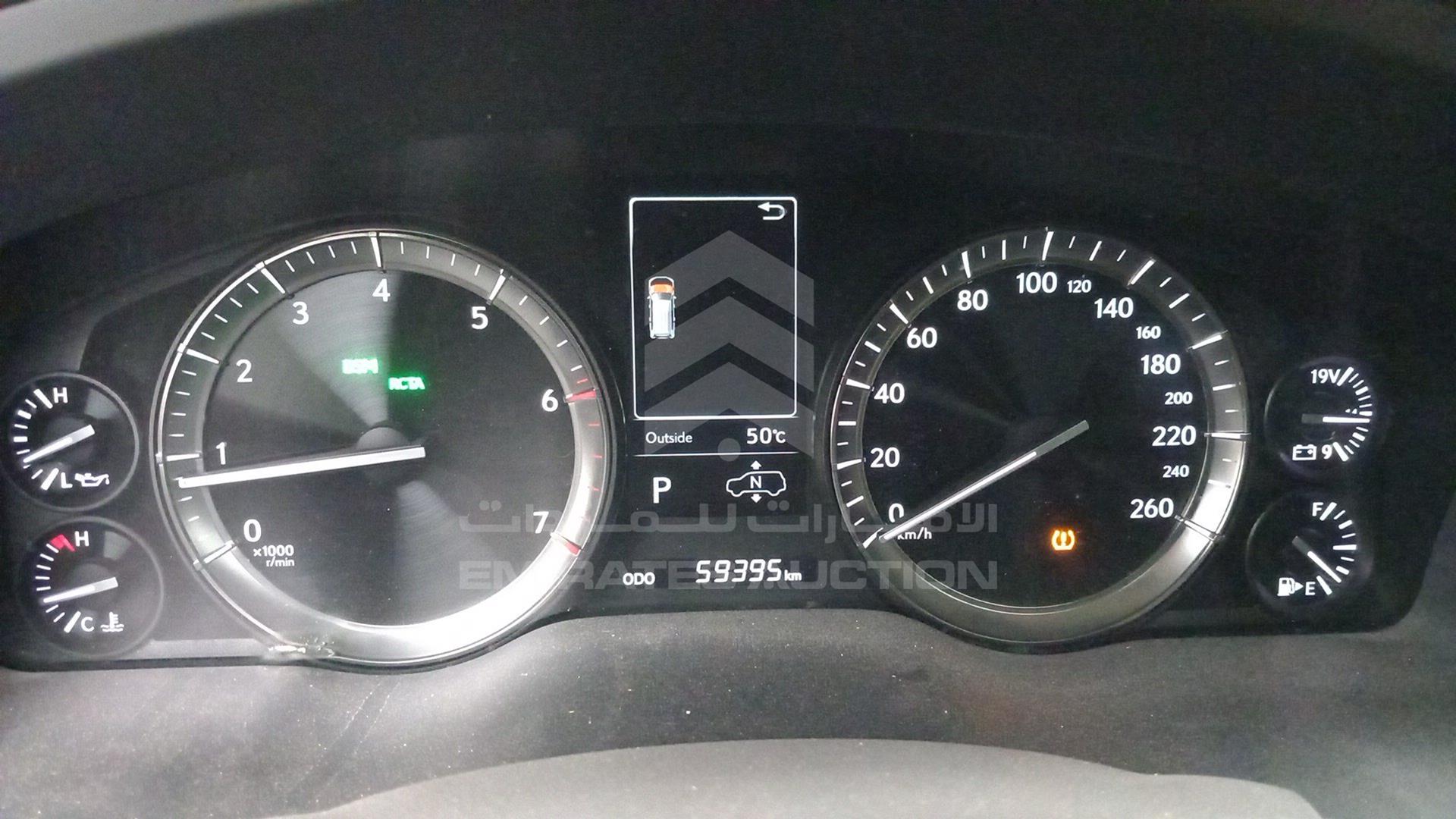 2016 LEXUS LX 570 VIN: JTJHY00WXG4203252