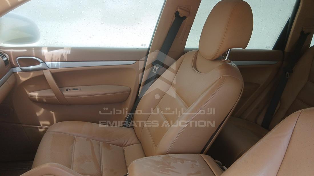 2006 Porsche Cayenne S — Front Right Passenger Seat View — Photo 22
