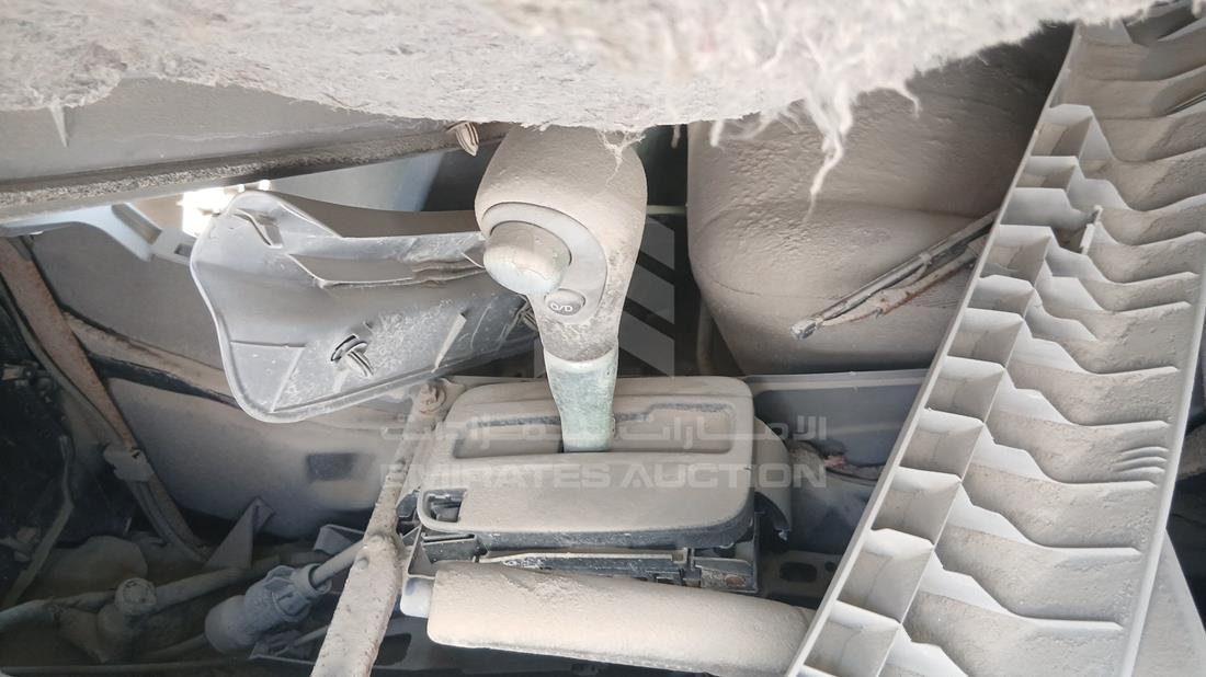 2006 Toyota Camry — Gear View — Photo 17