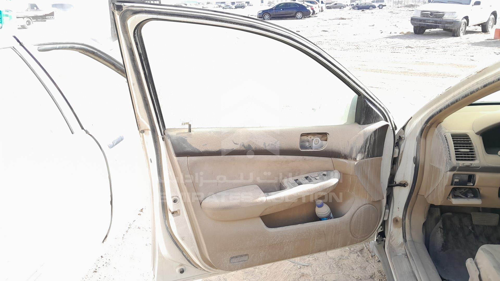 2003 HONDA ACCORD VIN: JHMCM56553C403989