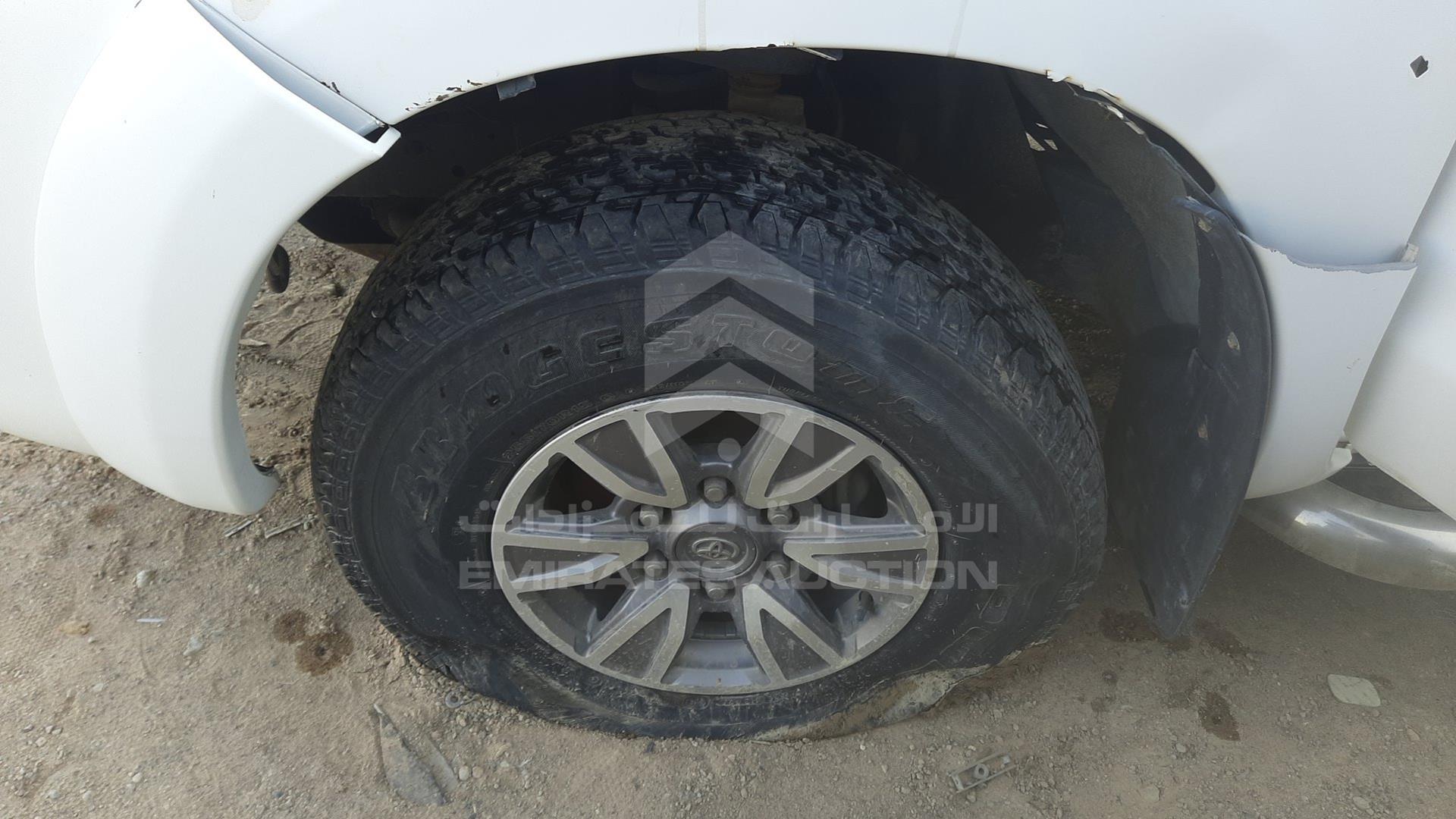 2014 TOYOTA HILUX VIN: MR0FX22G9E1115467