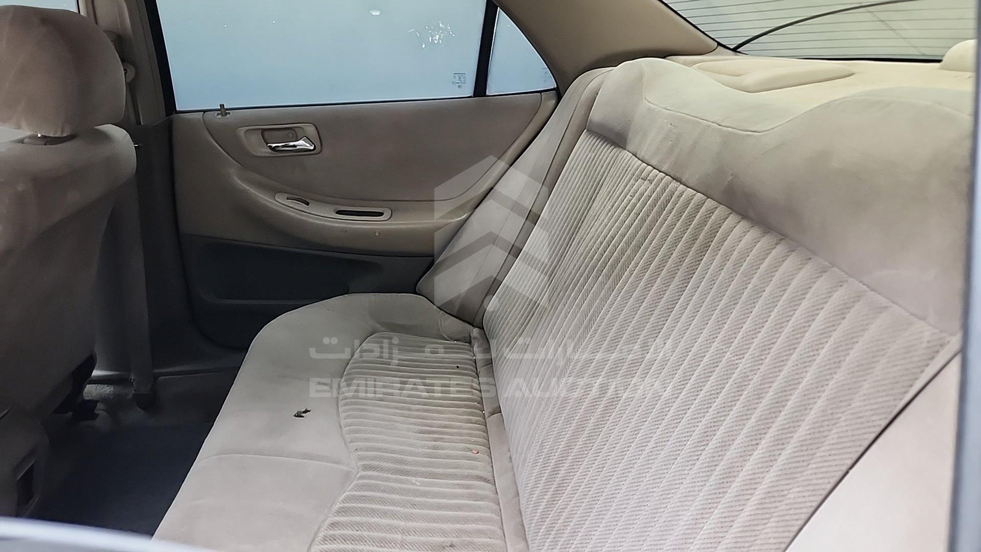 2000 HONDA ACCORD VIN: JHMCF863XYC401320