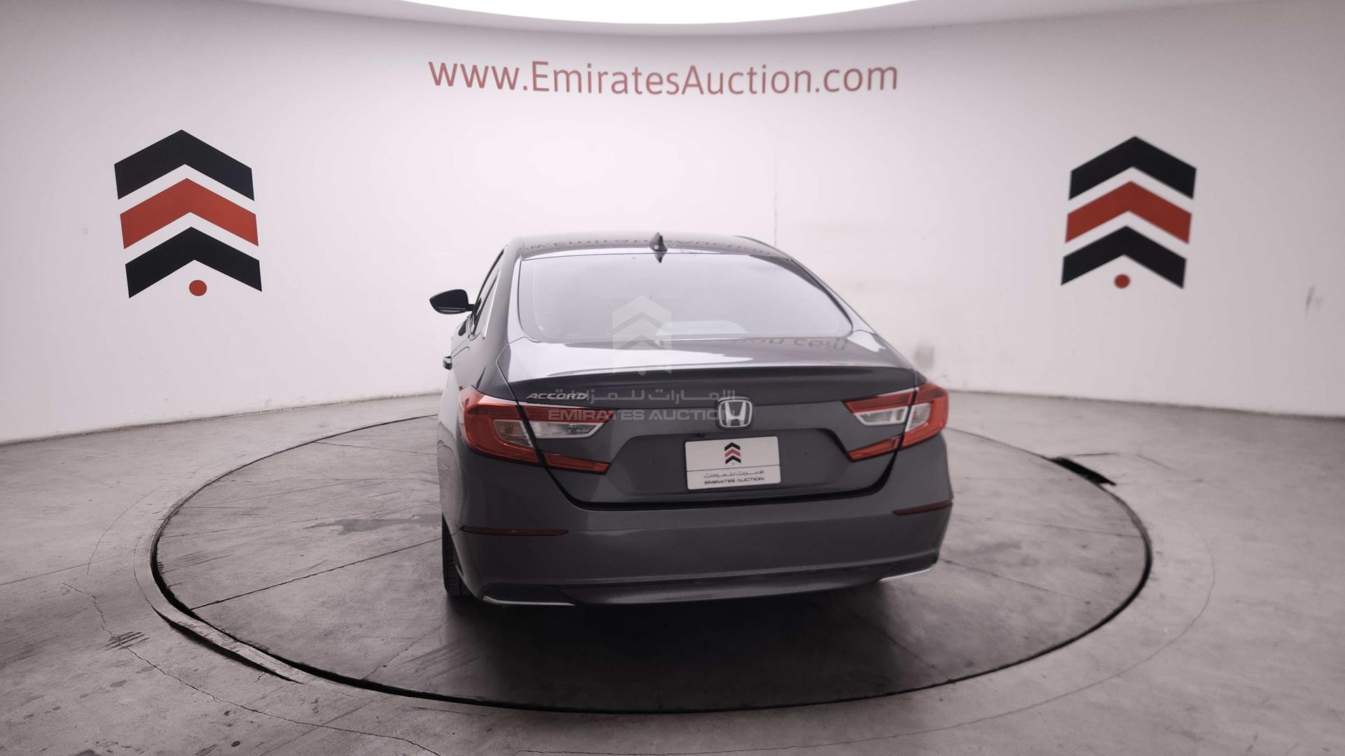2019 HONDA ACCORD VIN: 1HGCV1F10KA077048