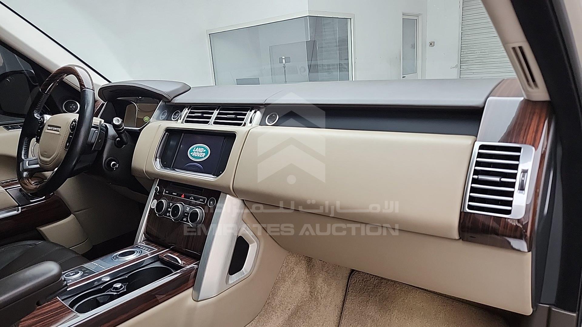 2014 RANGE ROVER VOGUE VIN: SALGS2EF1EA132650