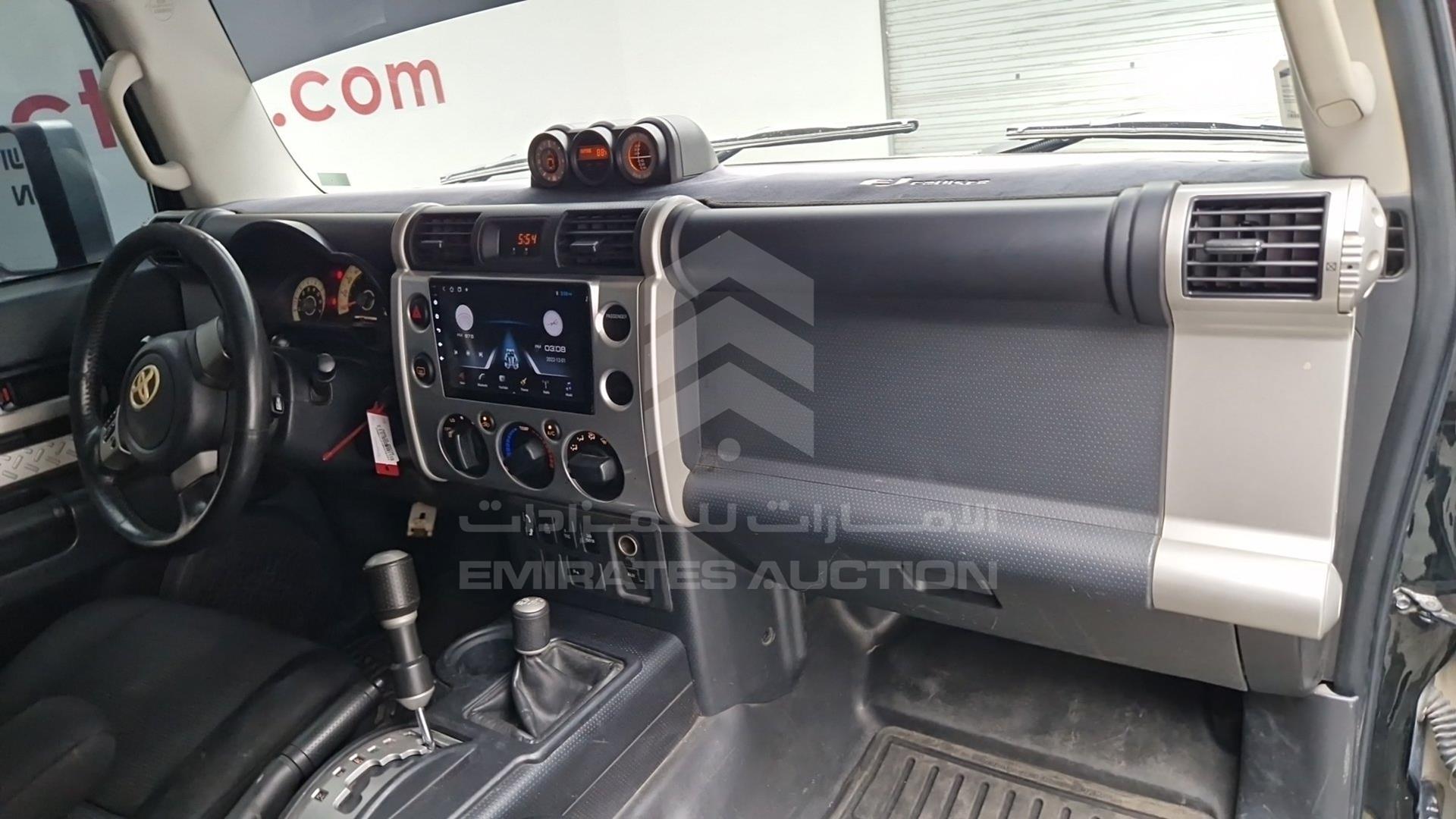 2008 TOYOTA FJ CRUISER VIN: JTEBU11F28K028254
