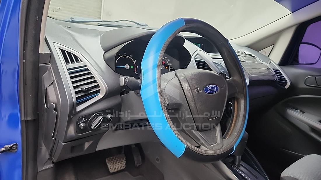 فورد ايكو سبورت 2016 — زاوية واجهة السائق الأمامية اليسرى — صورة 13