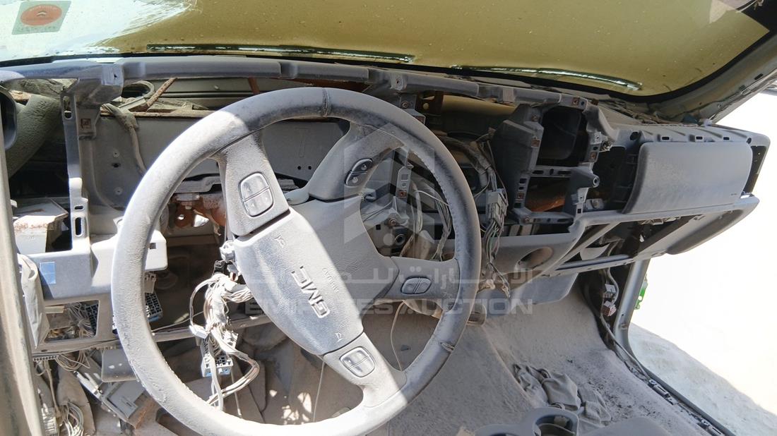 2005 GMC Sierra — Full Dashboard View — Photo 13