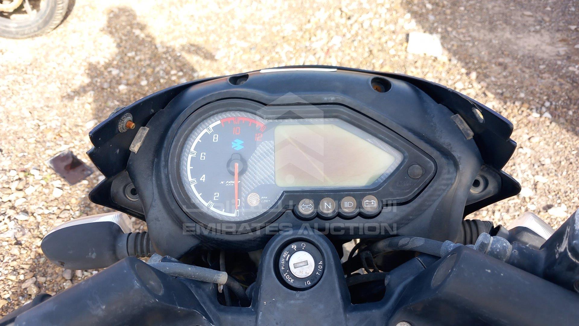 2017 BAJAJ PULSAR 180CC VIN: MD2A12DY8HCF08608