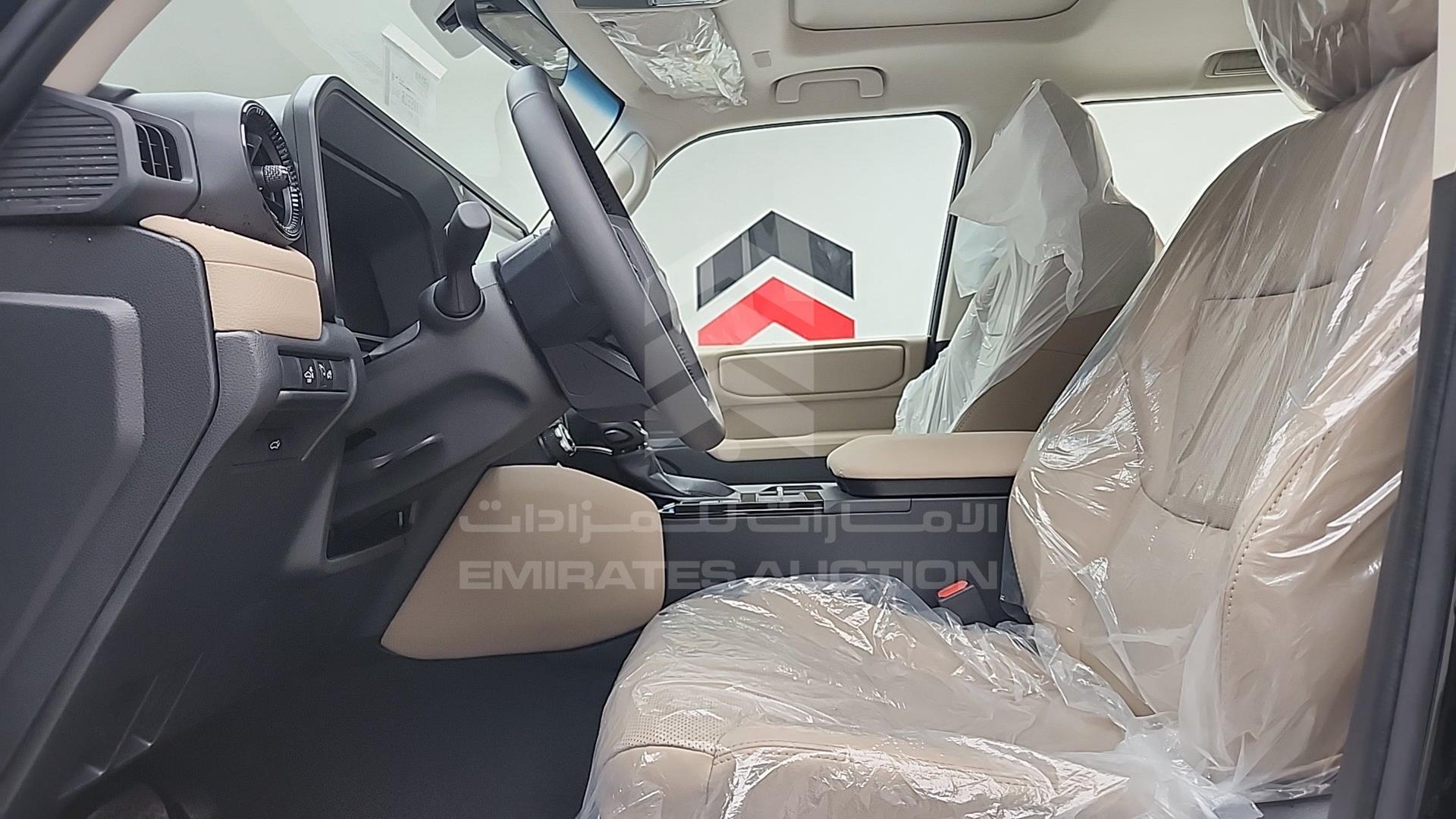 2024 TOYOTA PRADO VIN: JTEAACAJ4RK005516