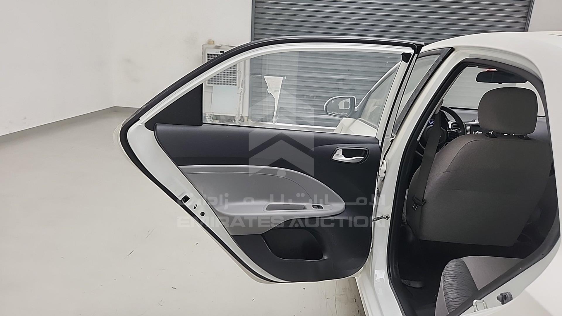 2021 KIA PEGAS VIN: LJD0AA297M0155468