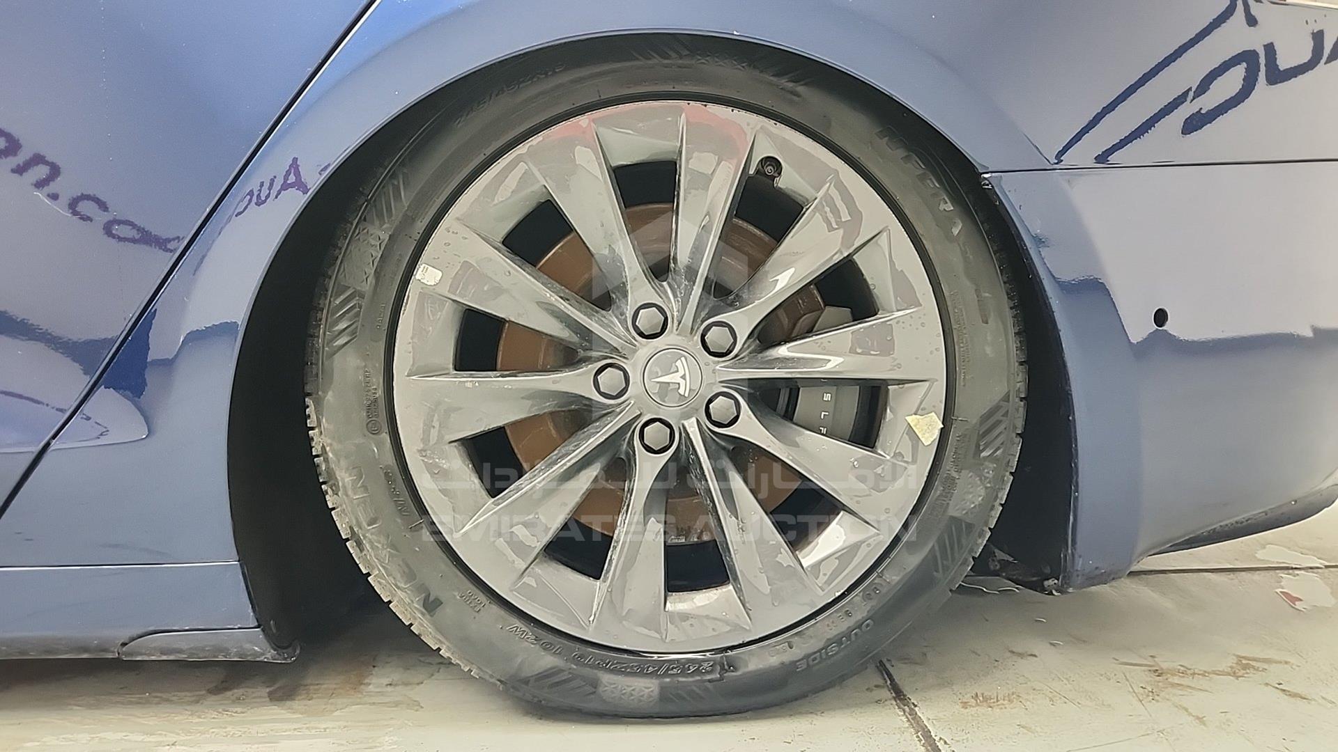 2018 TESLA MODEL S VIN: 5YJSA7E22JF237780