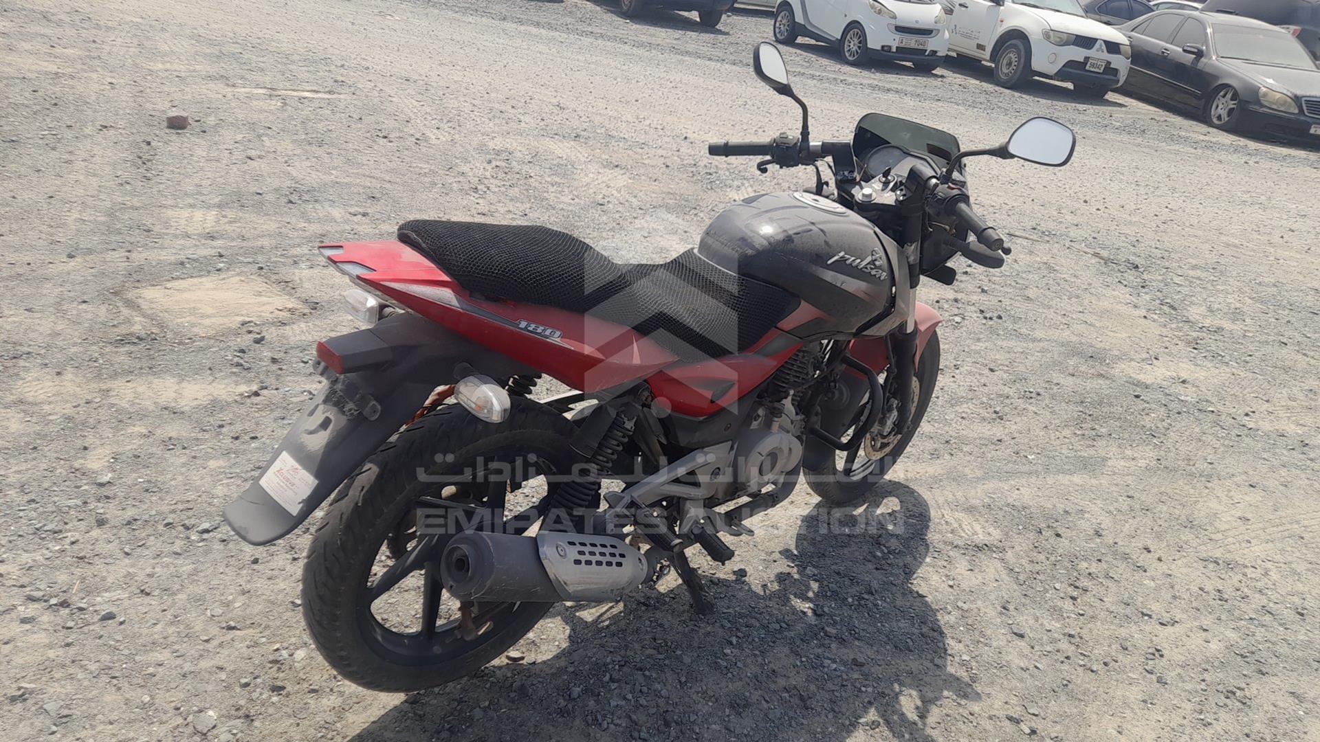 2015 BAJAJ 180 CC VIN: MD2A12DZ1FCL86256