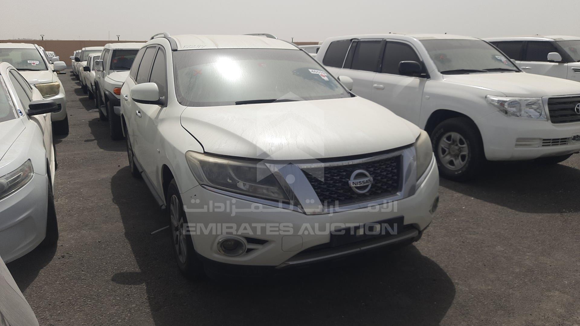 2016 NISSAN PATHFINDER VIN: 5N1AR2M51GC647684
