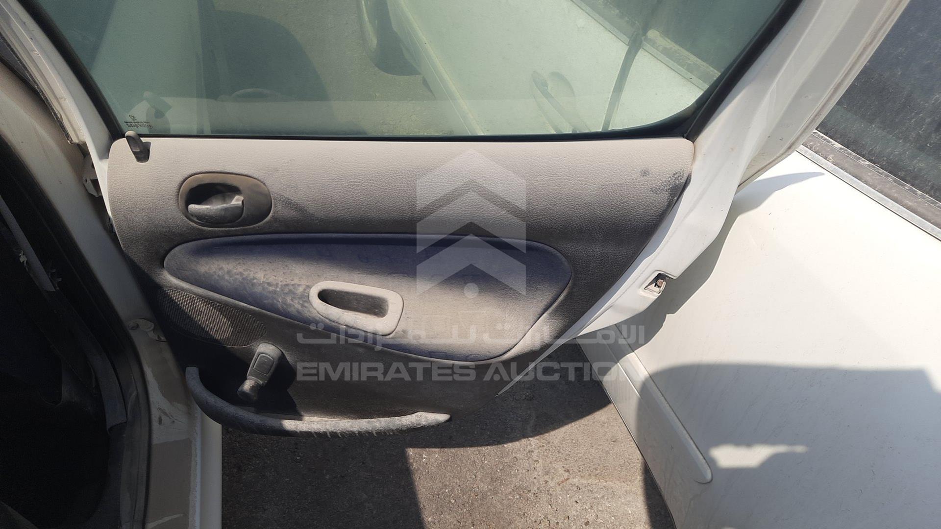 2005 PEUGEOT 206 VIN: VF32AKFWR5W011067