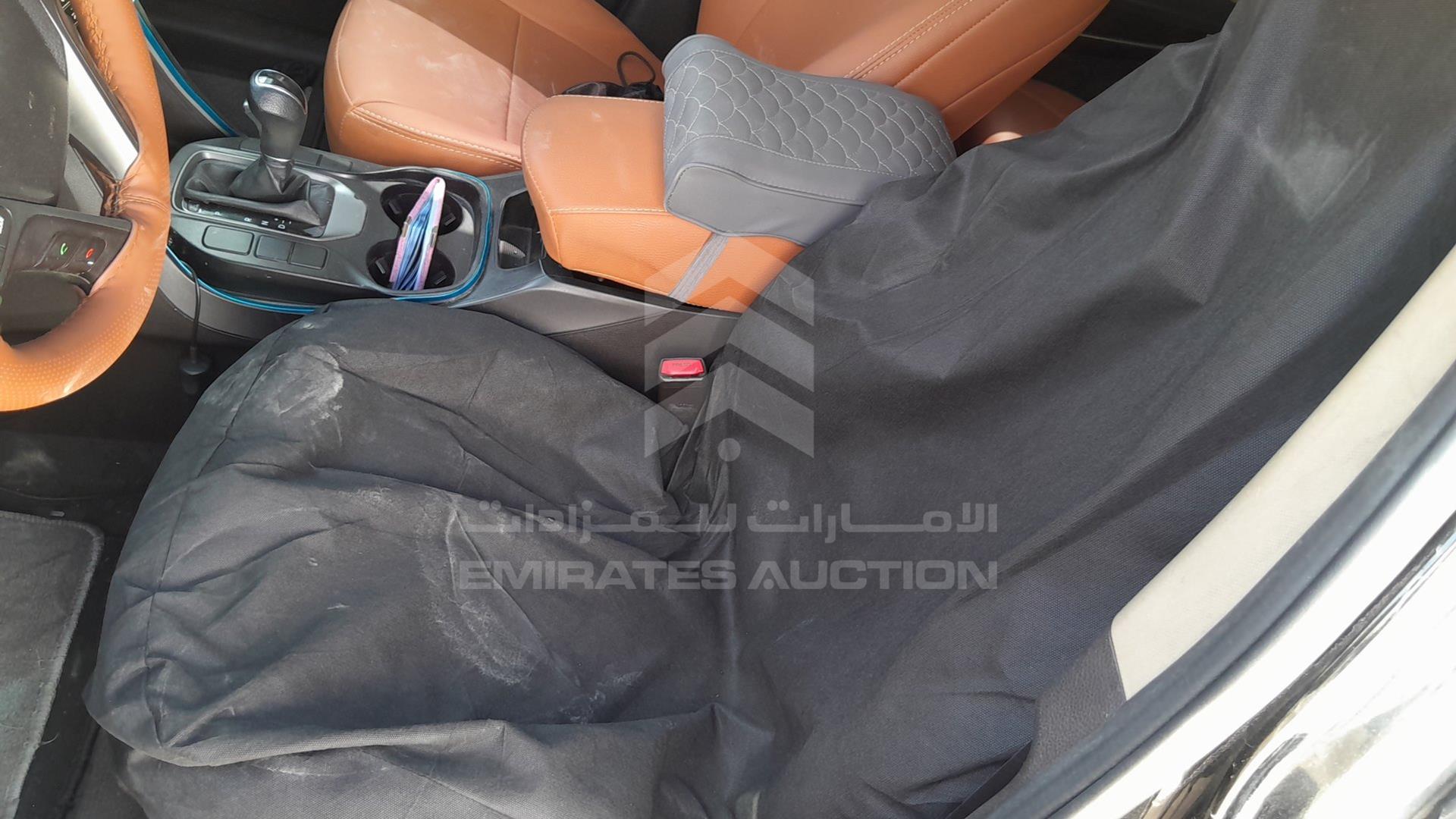 2014 HYUNDAI SANTA FE VIN: KMHSM81E7EU044966
