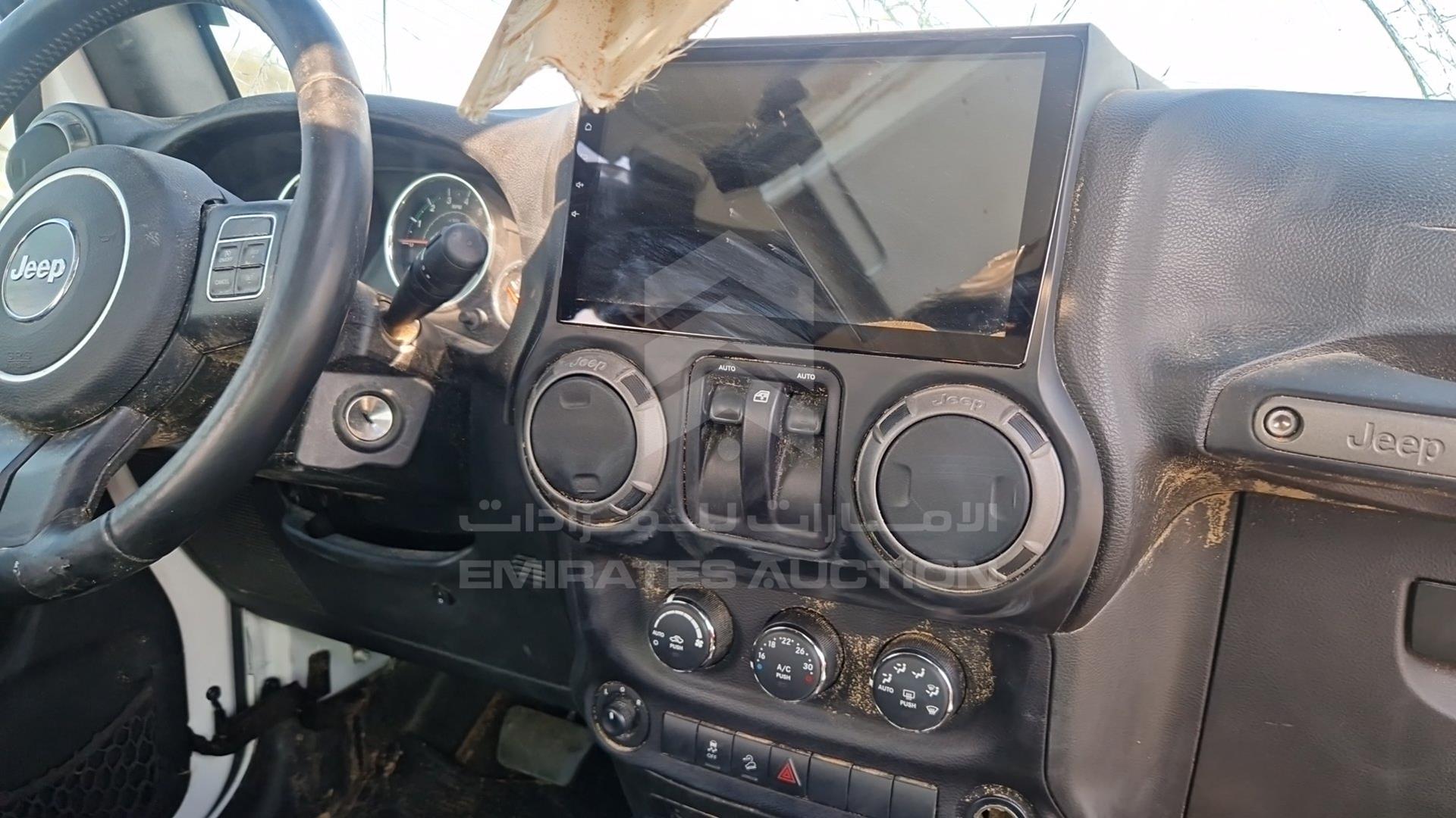 2017 JEEP WRANGLER / VIN: 1C4BJWAG0HL521010