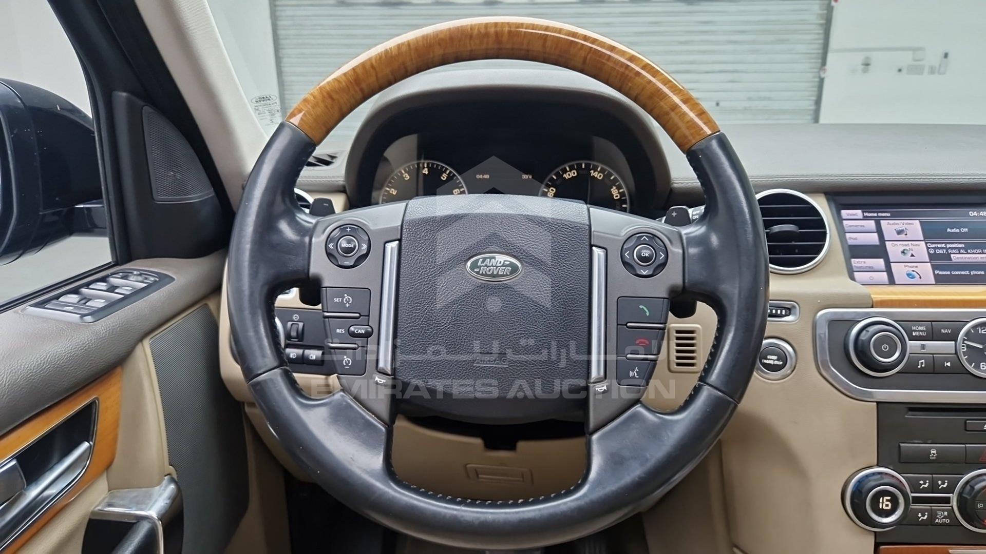 2015 LAND ROVER LR4 VIN: SALLAAAV6FA740368