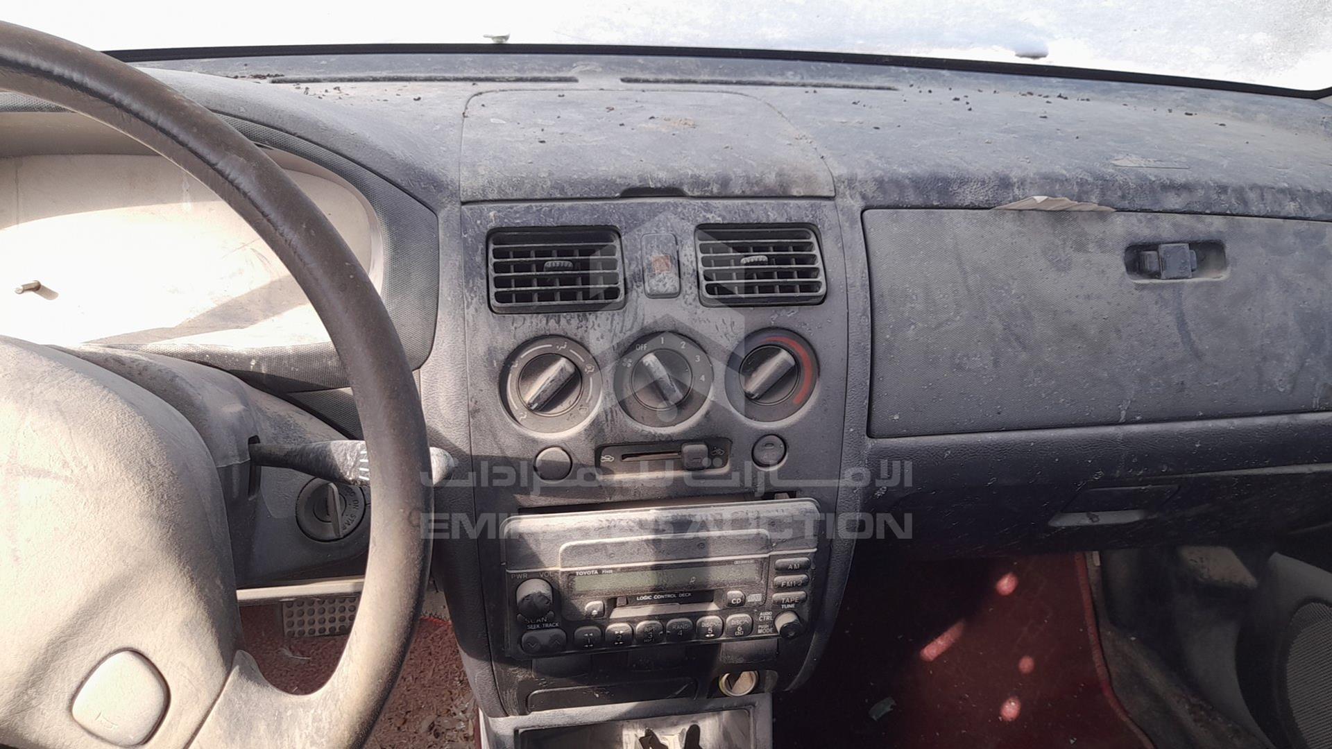 2003 DAIHATSU SIRION VIN: JD1GM100531549765