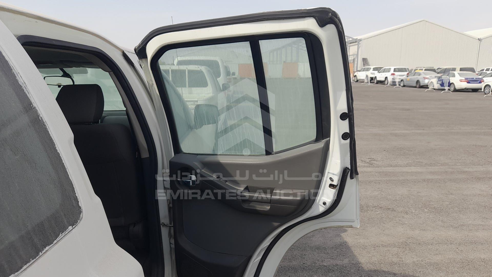 2014 NISSAN XTERRA VIN: 5N1AN0N69EN801356