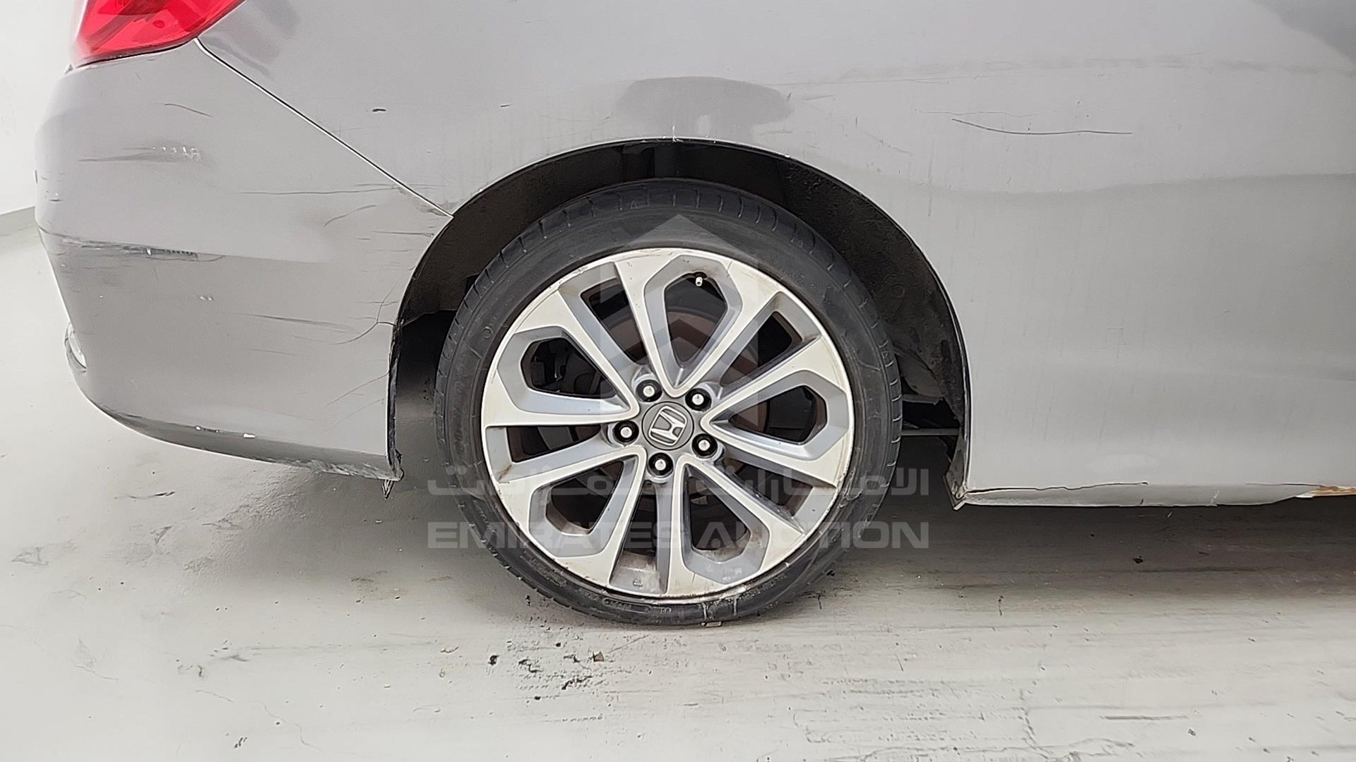 2013 HONDA ACCORD VIN: 1HGCT2276DA600324