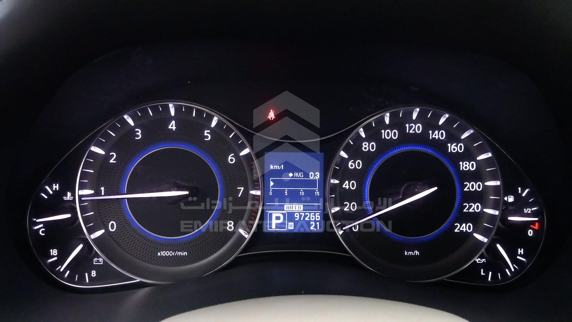 2011 INFINITI QX56 VIN: JNRAZ25Y6B9000720
